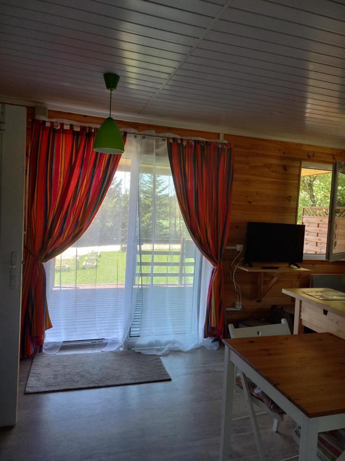 Chalet 2 pers. + Bébé Montolieu Exterior foto